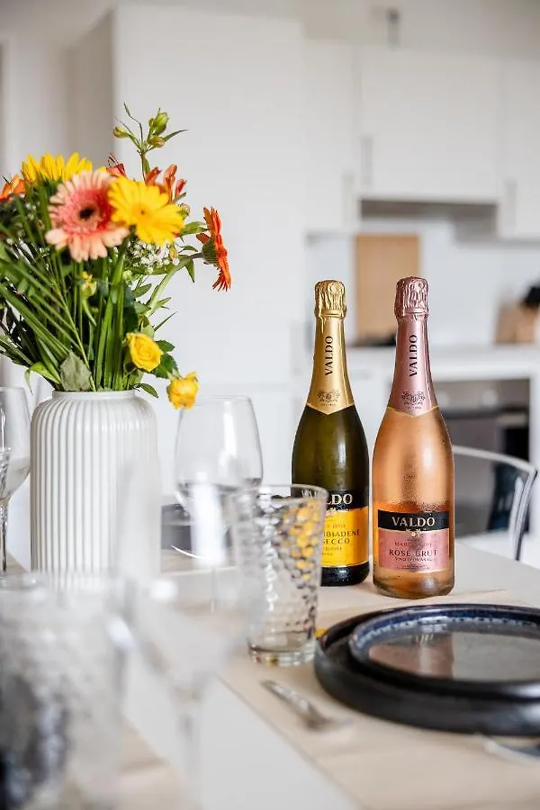 Prime: Design Apartment Fur 4 - Zentrale Lage Munich