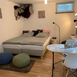 Appartamento Helle Souterrainwohnung Mit Komfort, Monaco di Baviera
