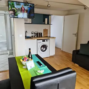 Rooftop Solln - 20min Oktoberfest/zentrum Apartment