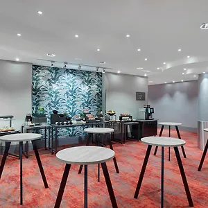 Centre By Ihg מלון