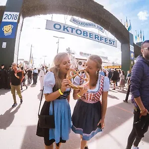 Oktoberfest On A Budget Campingplatz